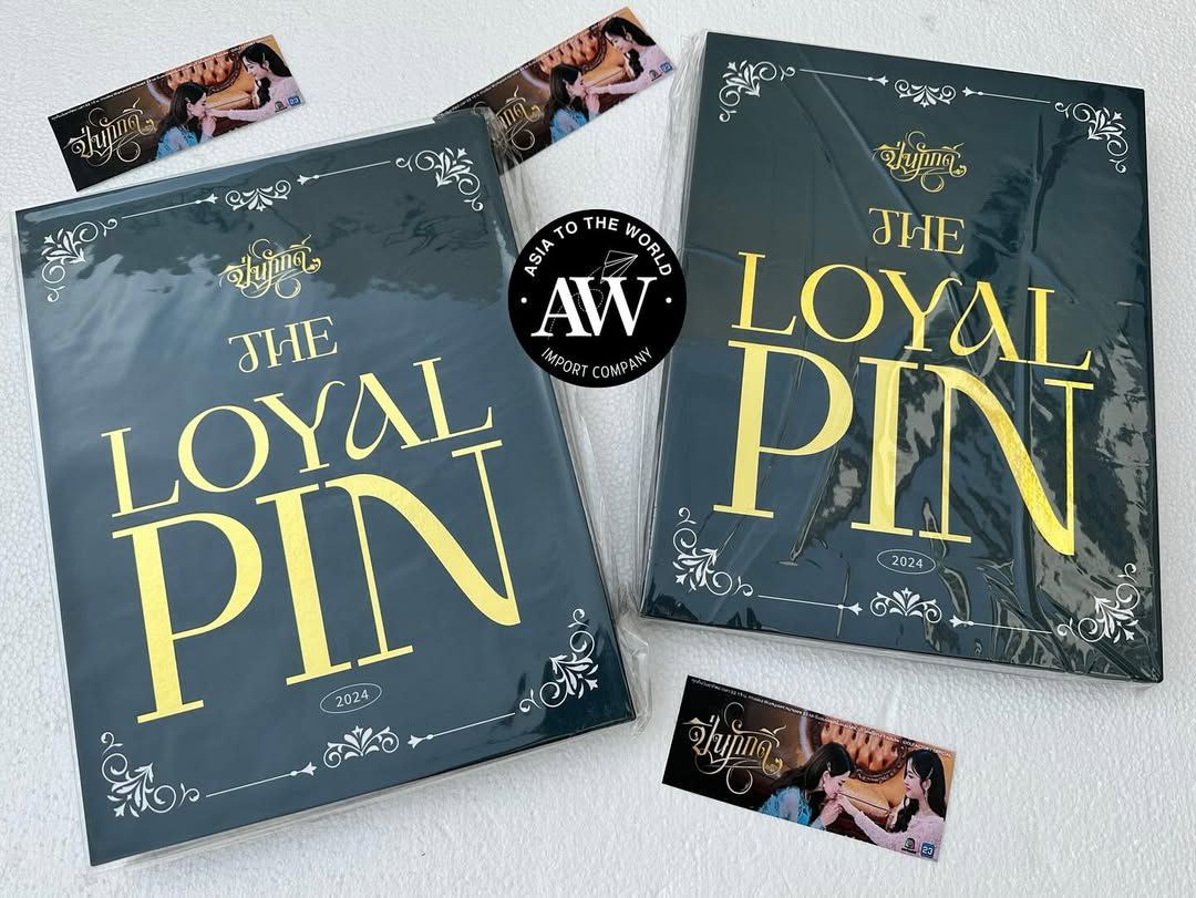 The Loyal Pin : Box set PHOTOBOOK