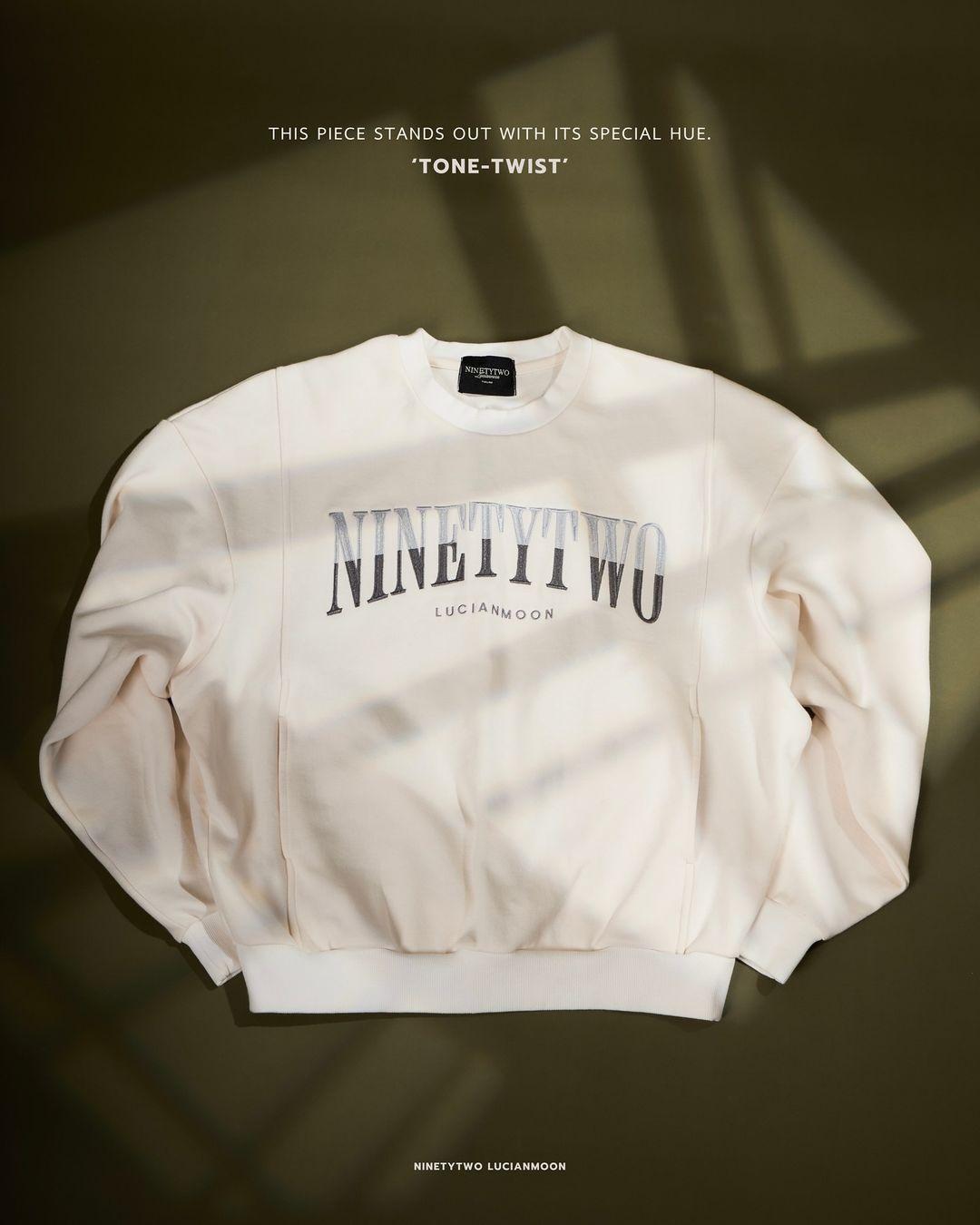 PRE- ORDER LMx92 ”TIMELESS TRIO“ SWEATER