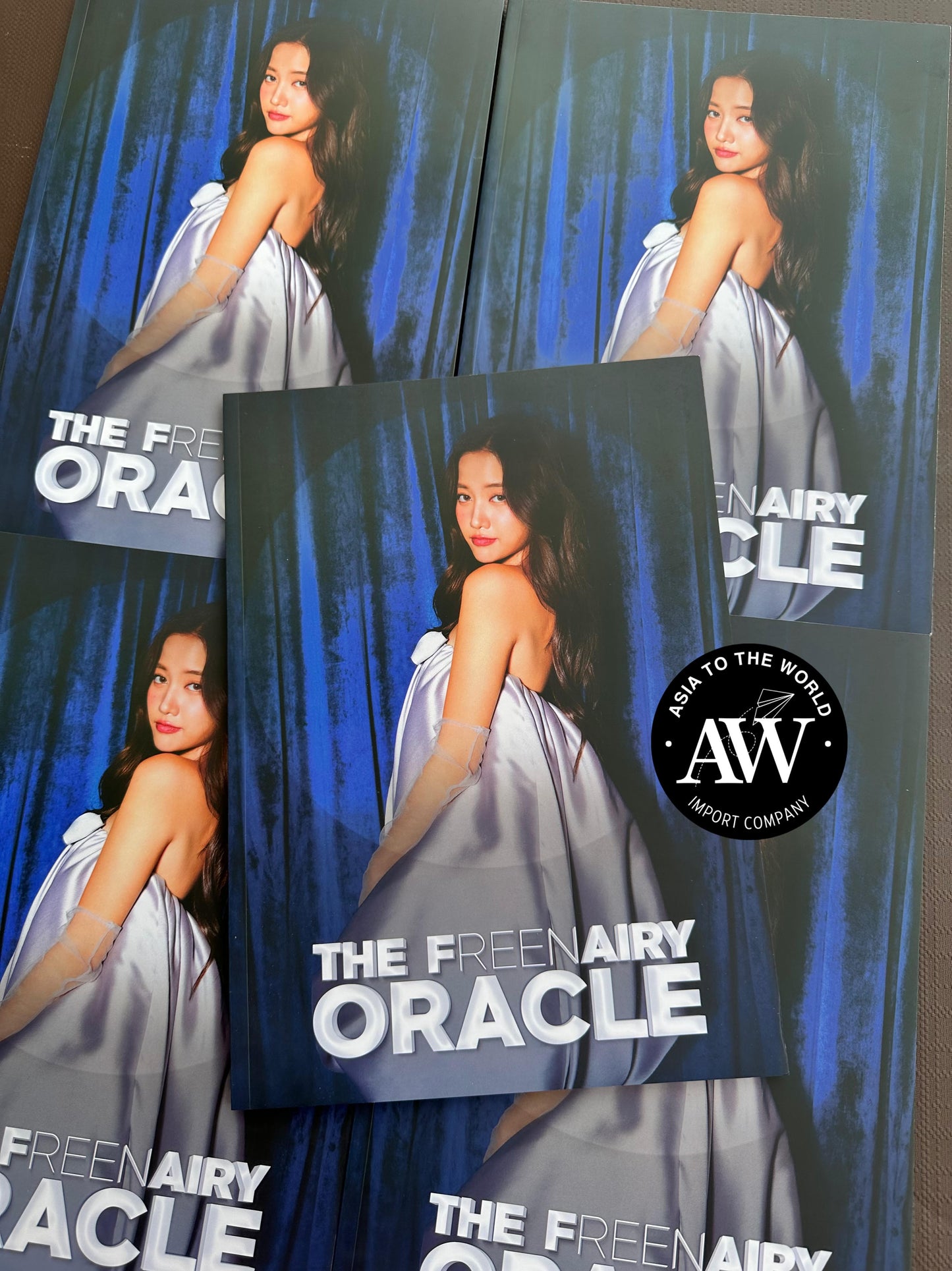 PRE-ORDER - The FreenAiry Oracle - Libro de fotos