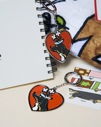 PRE-ORDER - 92 KEEP LOVE CLOSE - KEYCHAIN