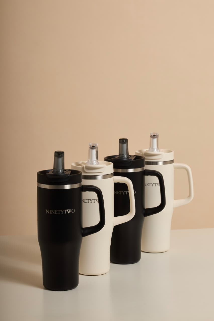 STOCK - PREVENTA - NINETYTWO Tumbler🖤🤍
