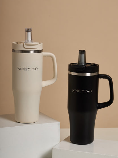STOCK - PREVENTA - NINETYTWO Tumbler🖤🤍